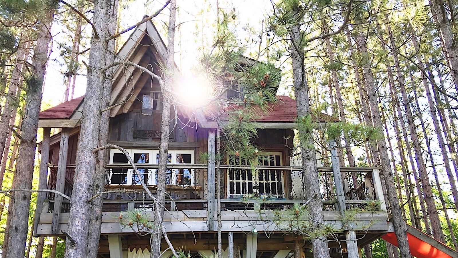 The treehouse feature in TREEHUGGER !