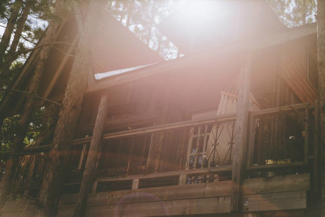 Barn Wedding + Cupcakes + Treehouse = Awesome Sauce http://wp.me/p38cMm-3d2 #barnwedding #treehouse #treehouseRental #Wedding #Barn Barn Wedding + Cupcakes + Treehouse = Awesome Sauce http://wp.me/p38cMm-3d2 #barnwedding #treehouse #treehouseRental #Wedding #Barn