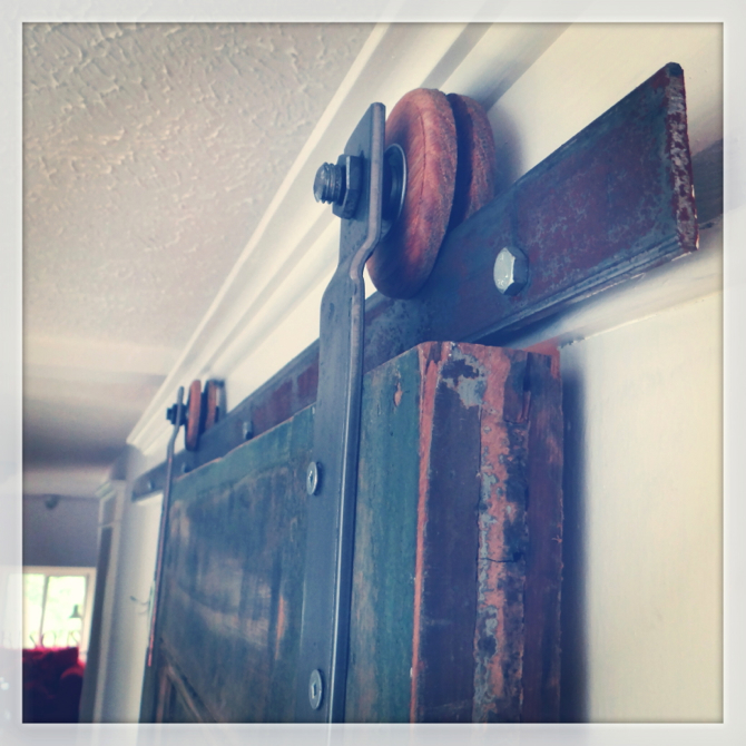 Hello AMAZING, let's hold hands & snoop through my house --> http://wp.me/p38cMm-3gK #HomeTour #DIY #ideas