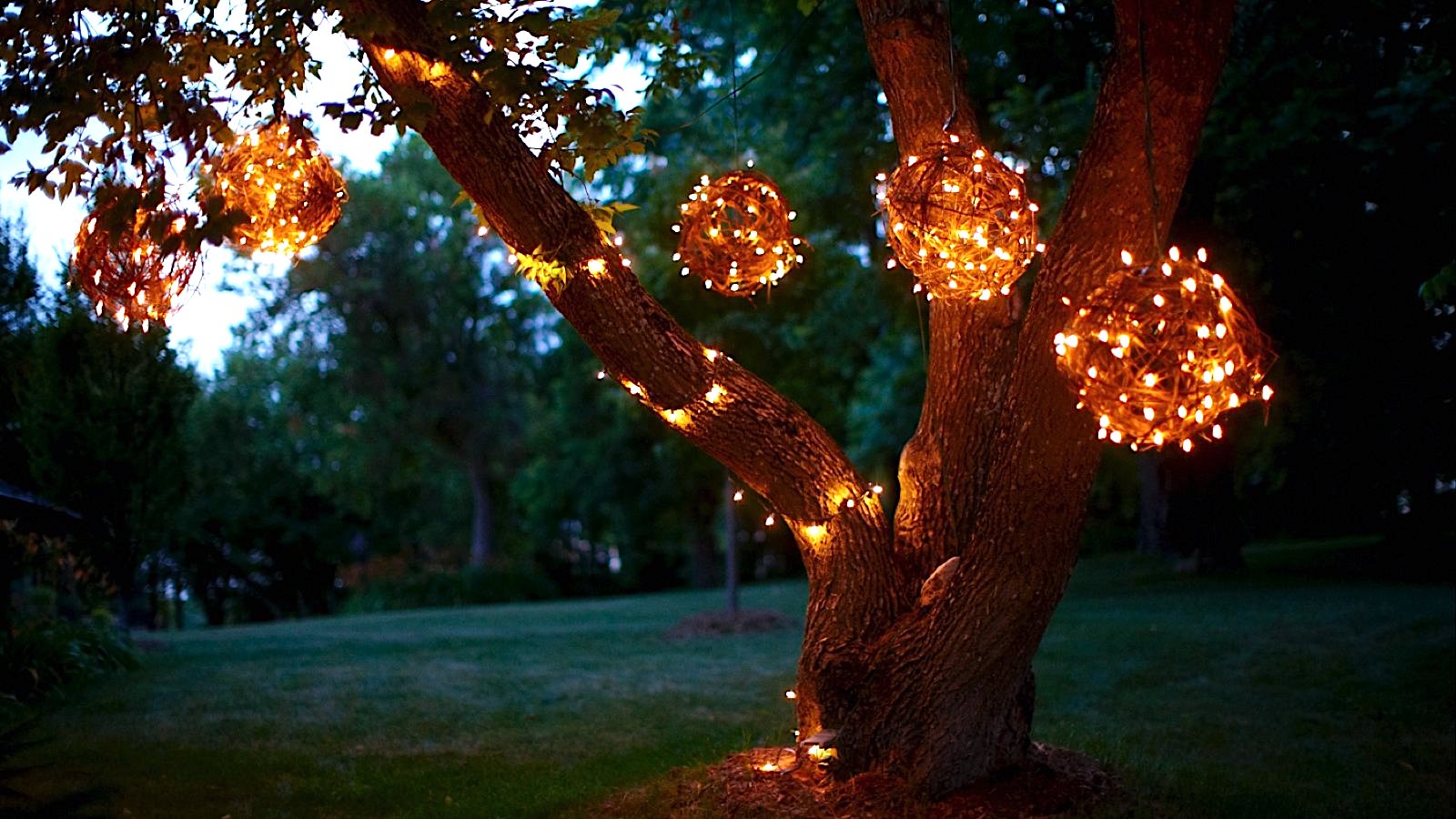 How to make grapevine lighting balls | DESIGN THE LIFE YOU WANT TO LIVE | www.lynneknowlton.com