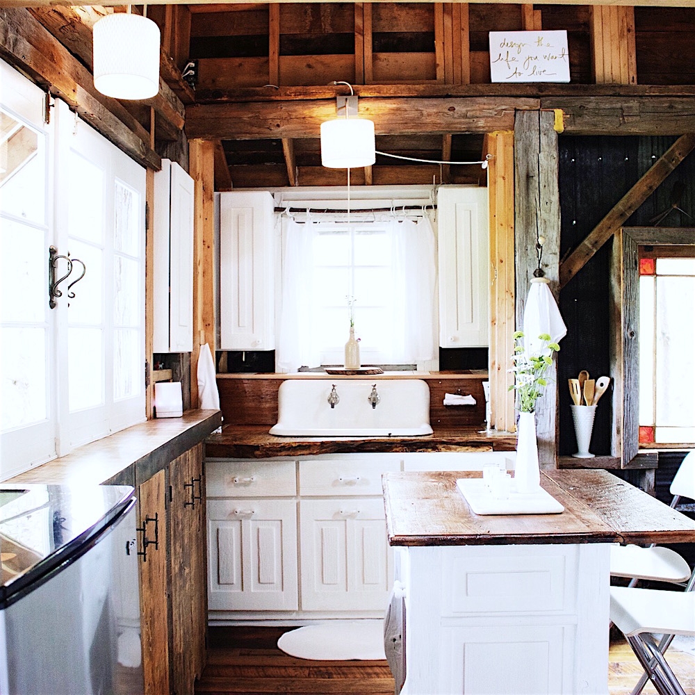 Treehouse, Airstream and cabin available for Rent Design The Life You