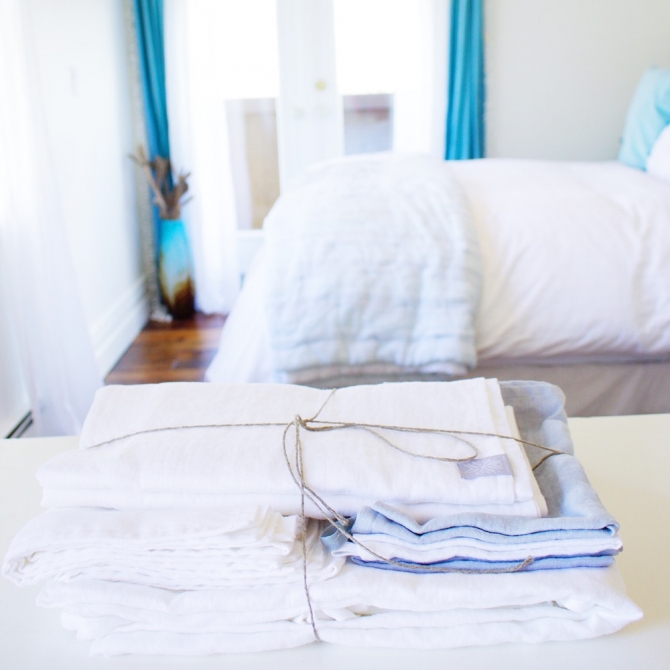 Gorgeous linens from @Etsy http://www.lynneknowlton.com/lately/