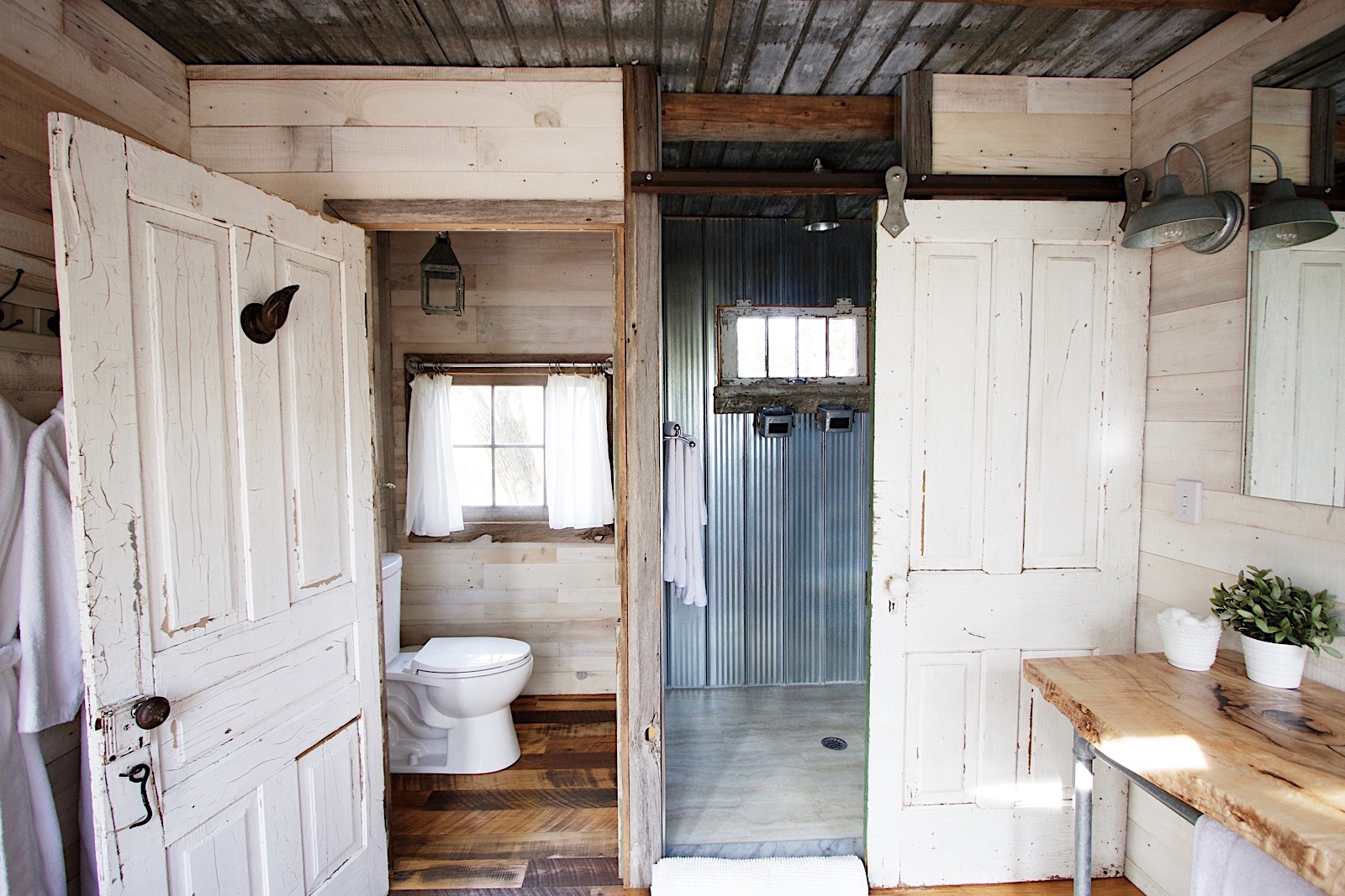 treehouse retreat latreen bathroom photo gallery design the life you want to live lynne - Tree House Bathroom treehouse retreat latreen bathroom photo gallery design the life you want to live lynne - Tree House Bathroom