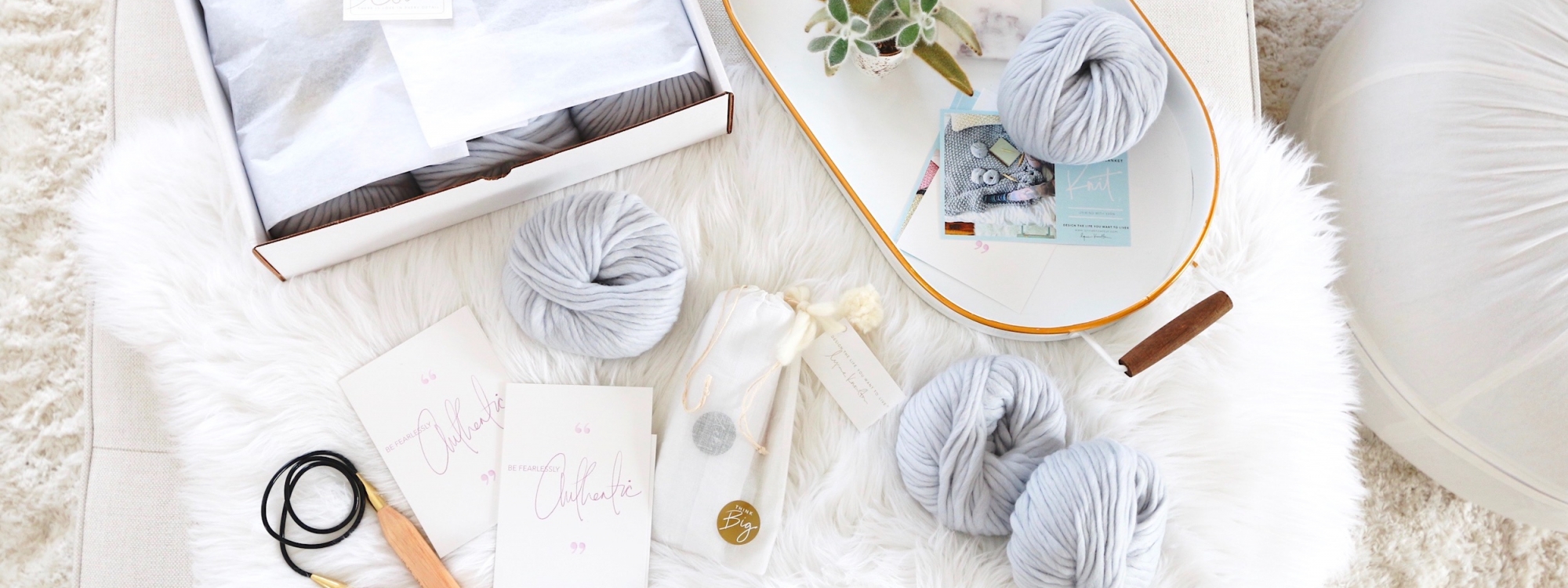 FREE Chunky Knit Blanket Pattern with tassels ! Design The Life You