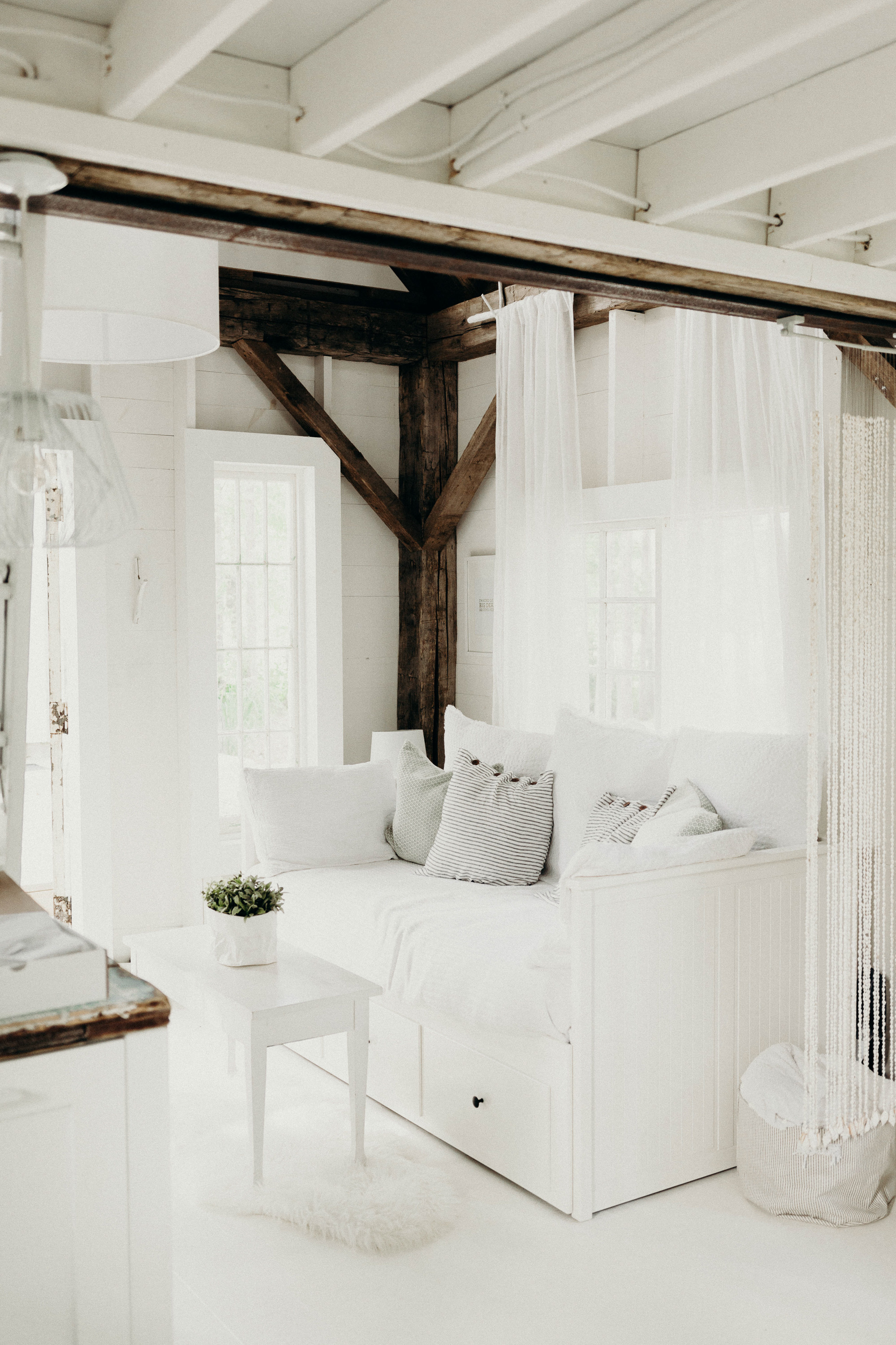 Treehouse + Cabin Retreat by Lynne Knowlton Treehouse + Cabin Retreat by Lynne Knowlton