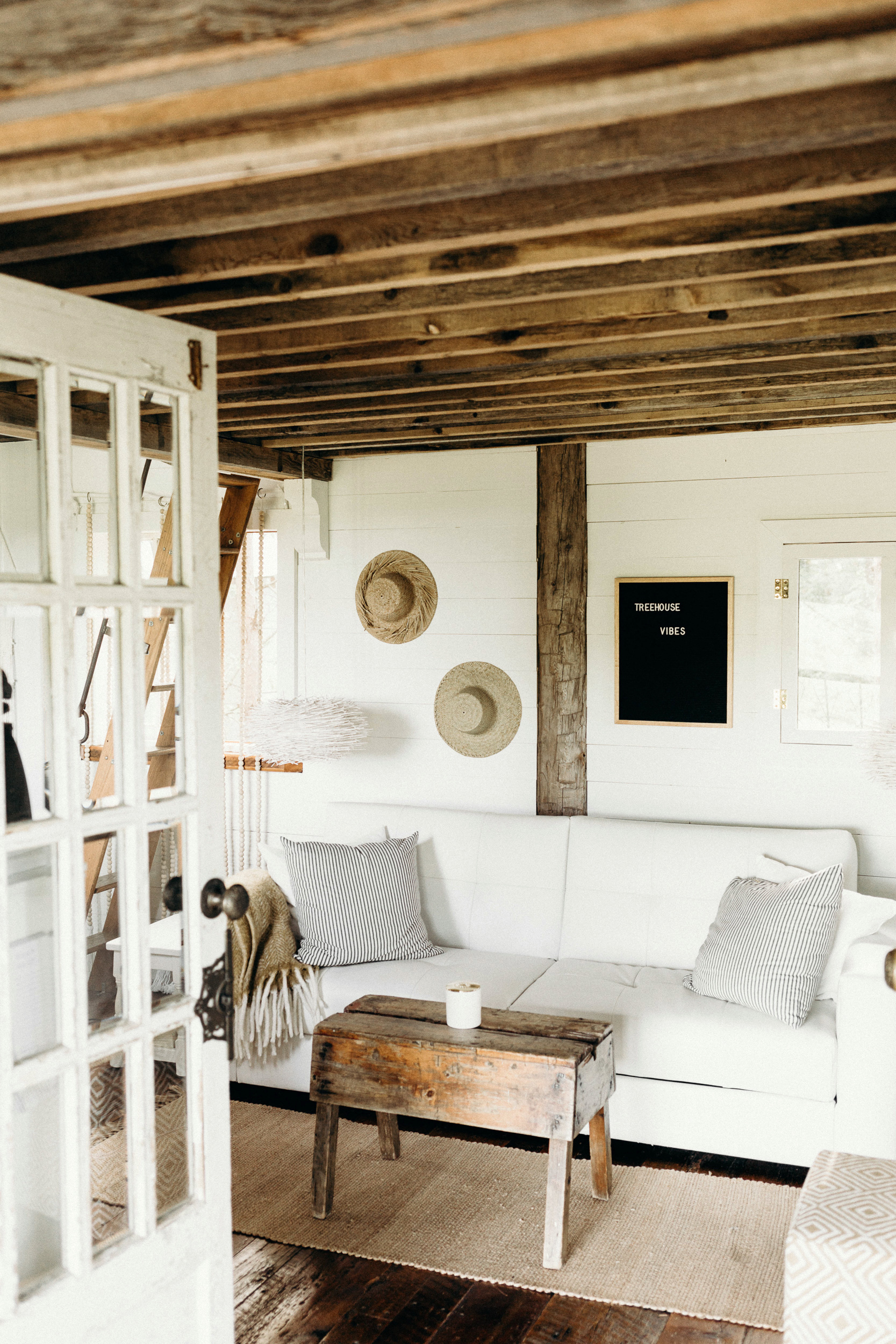 Treehouse + Cabin Retreat by Lynne Knowlton Treehouse + Cabin Retreat by Lynne Knowlton