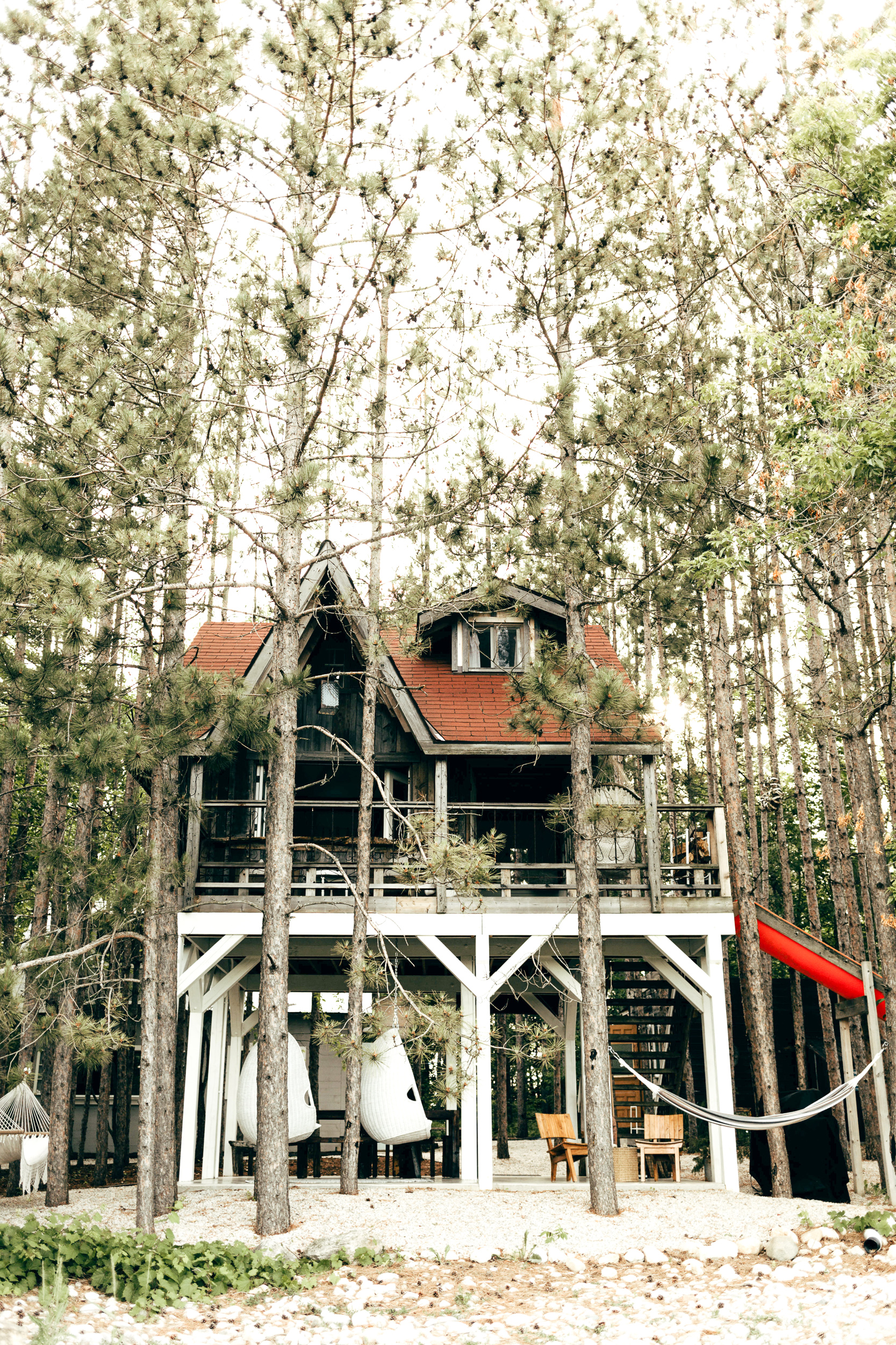 Treehouse + Cabin Retreat by Lynne Knowlton Treehouse + Cabin Retreat by Lynne Knowlton