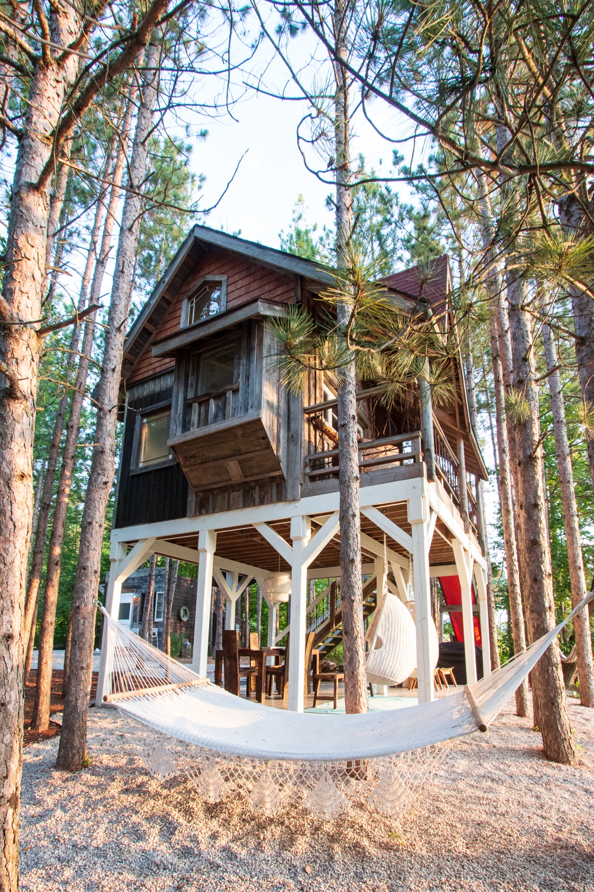treehouse cabin retreat
